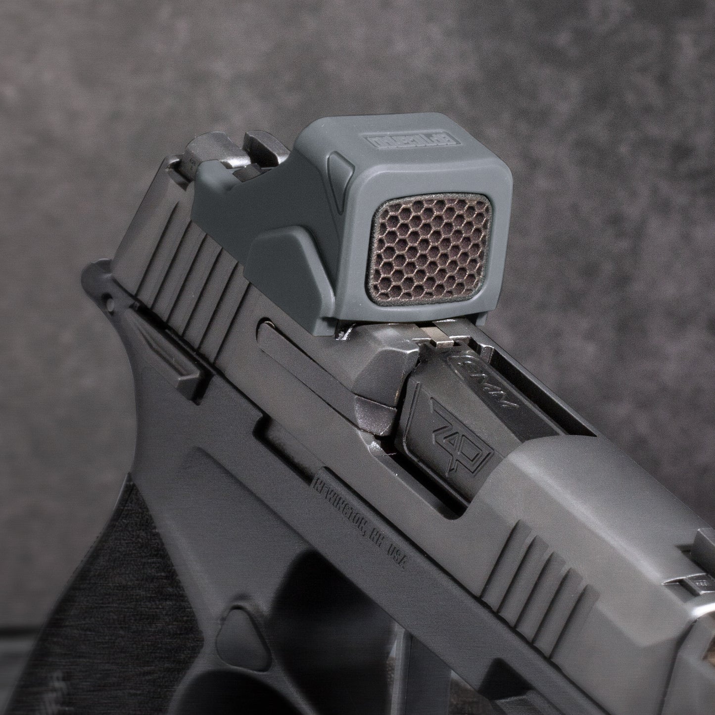 Gunmetal Gray Optic Scope Cover with GlareGard Killflash Lens Installed for Holosun® 507K