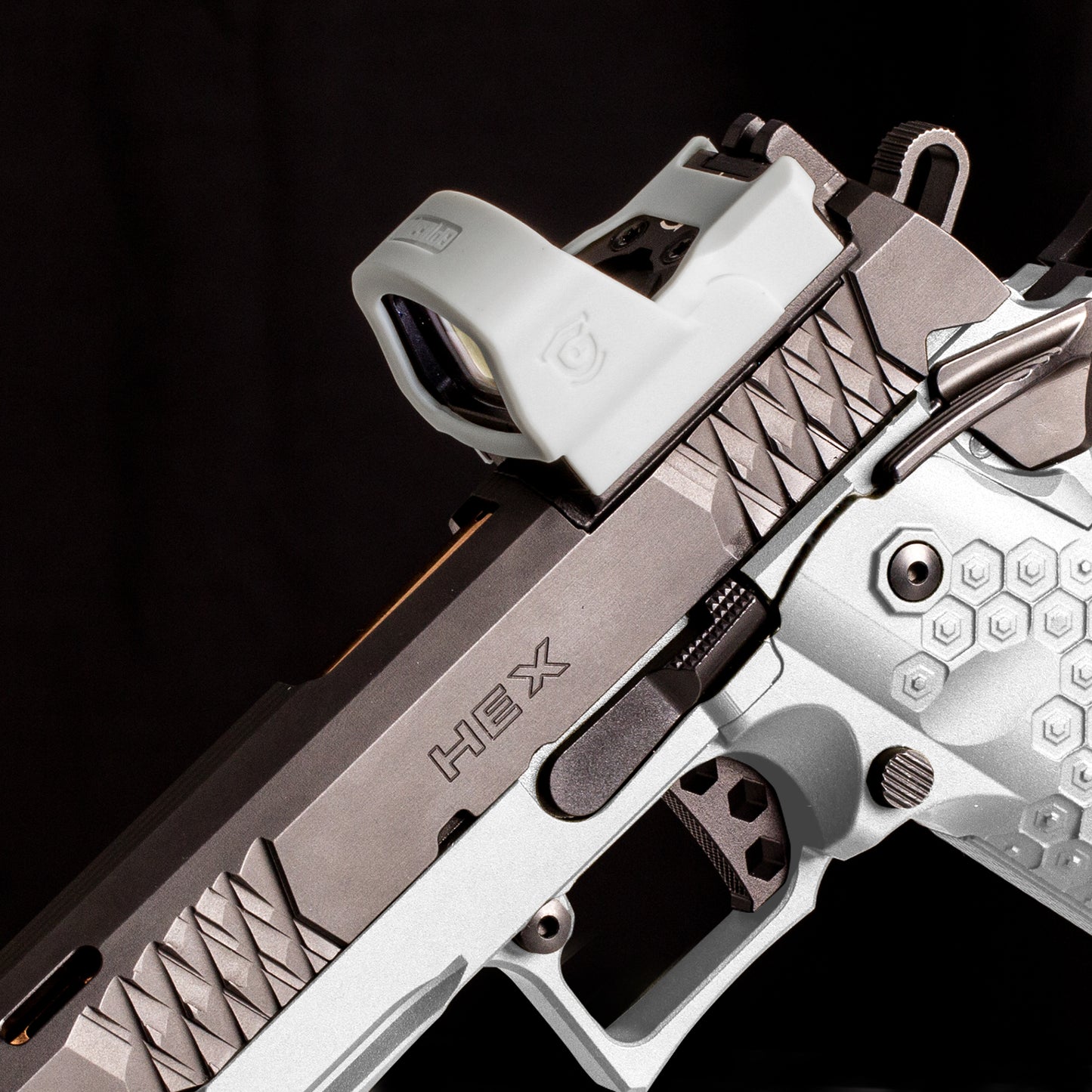 Leupold ® Delta Point Pro White Scope Cover