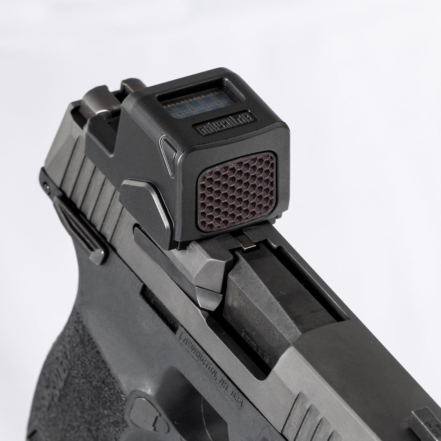 Black Optic Scope Cover with GlareGard Killflash Lens Installed for Holosun® EPS Carry
