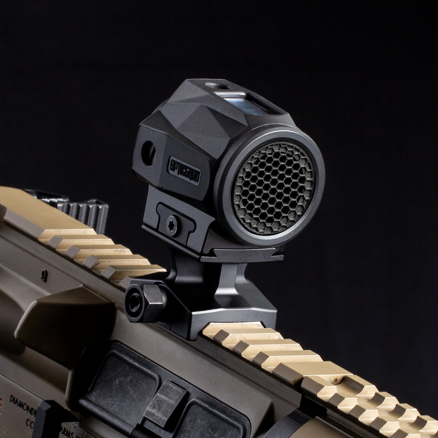 Black Optic Scope Cover with GlareGard Killflash Lens Installed for Holosun® SCRS