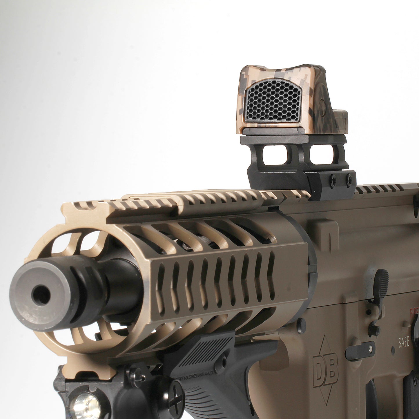 FDE Camo Optic Scope Cover with GlareGard Killflash Lens Installed for Trijicon® RMR