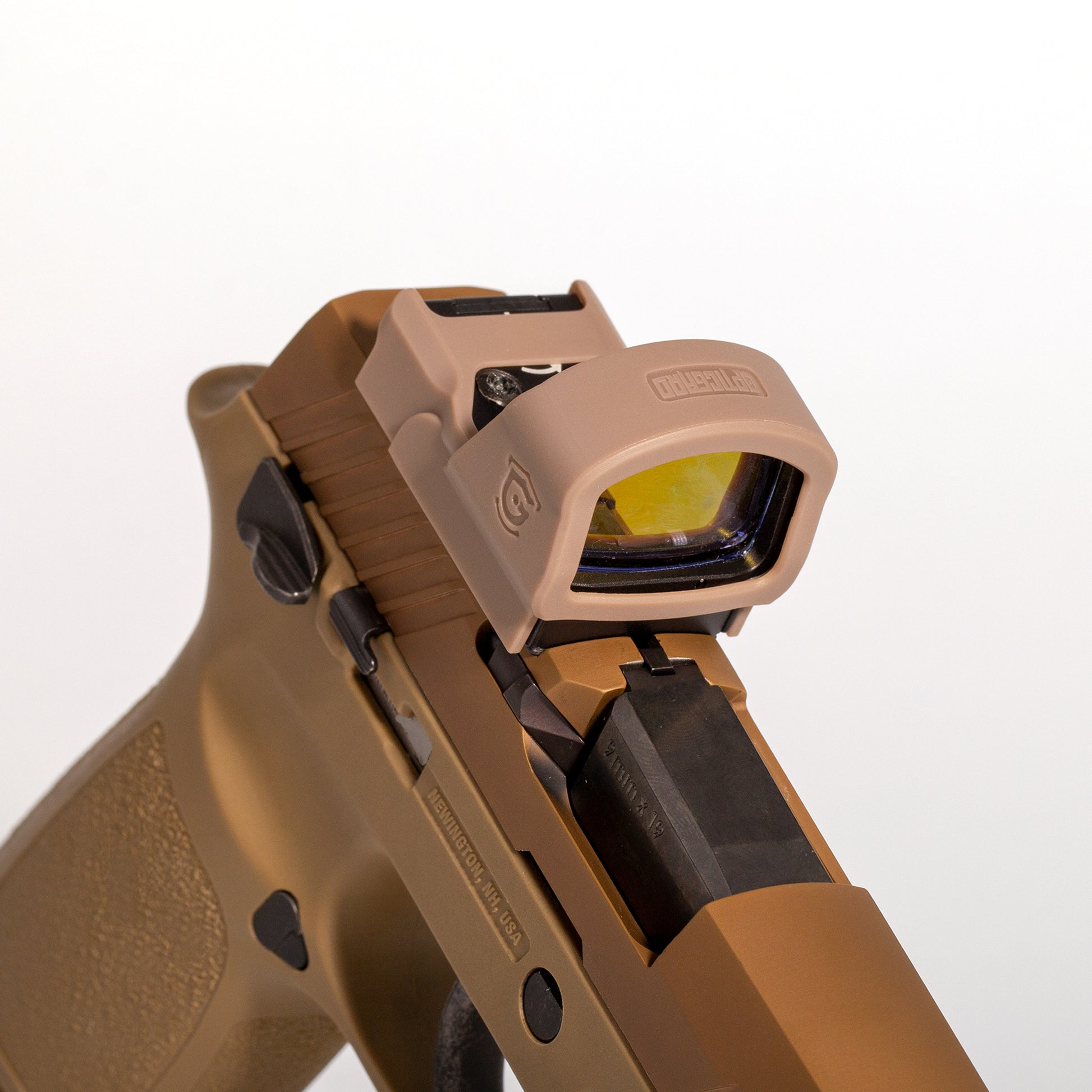 Leupold ® Delta Point Pro FDE Scope Cover